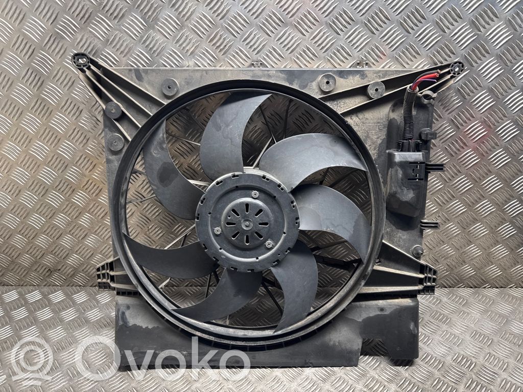 Volvo XC90 Elektrinis radiatorių ventiliatorius 