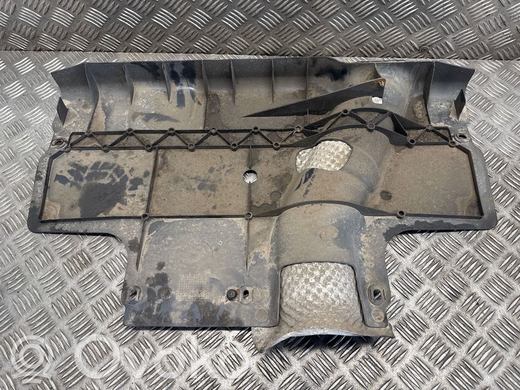 Mercedes-Benz B W246 W242 Copertura sottoscocca centrale