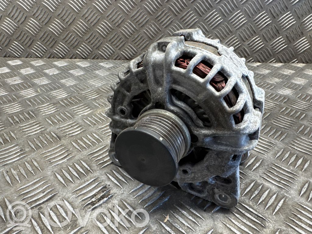 Nissan X-Trail T32 Alternator 
