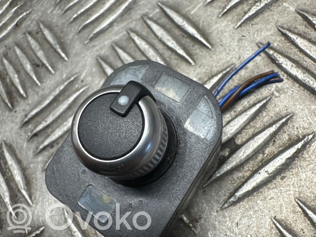 Audi Q7 4L Wing mirror switch 