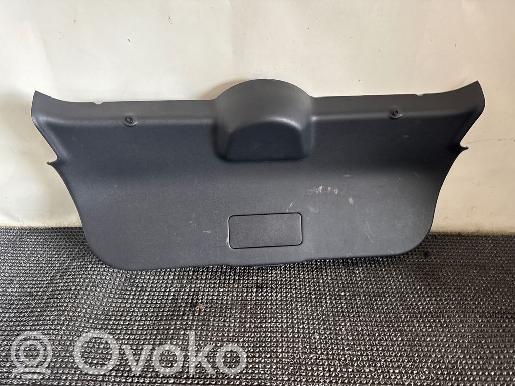 Poszycie / Tapicerka tylnej klapy bagażnika   90901BV80A