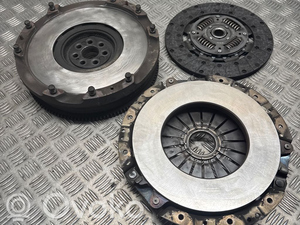 Mitsubishi Shogun Sprzęgło / Komplet 
