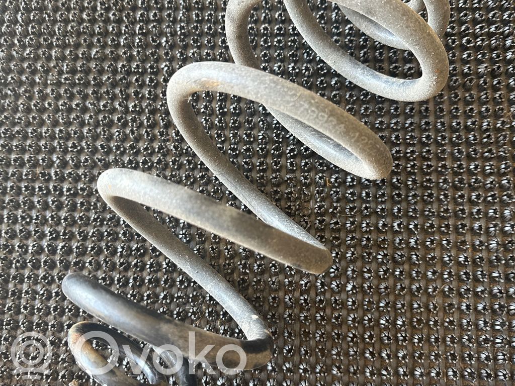 Arc elicoidal spate