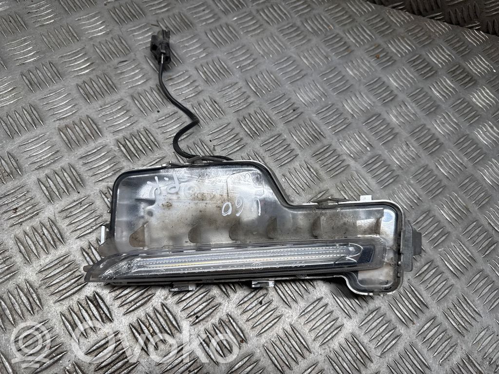 Volvo V60 Proiector lumini zi LED 