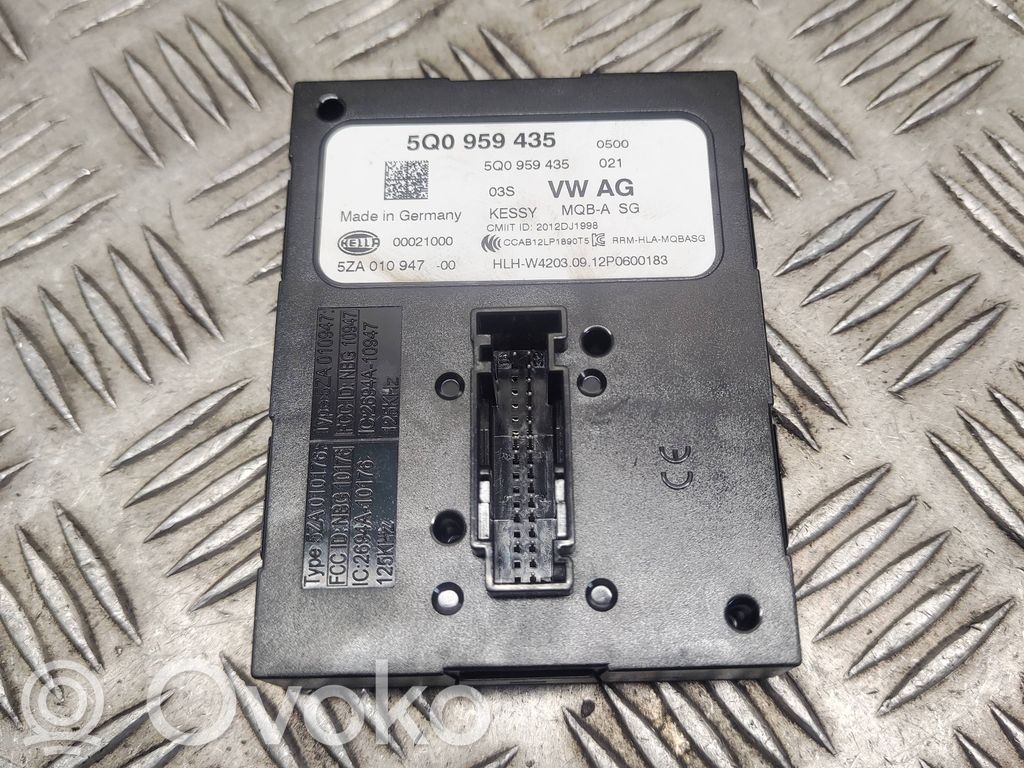 Centralina/modulo keyless go   5Q0959435,5ZA010947
