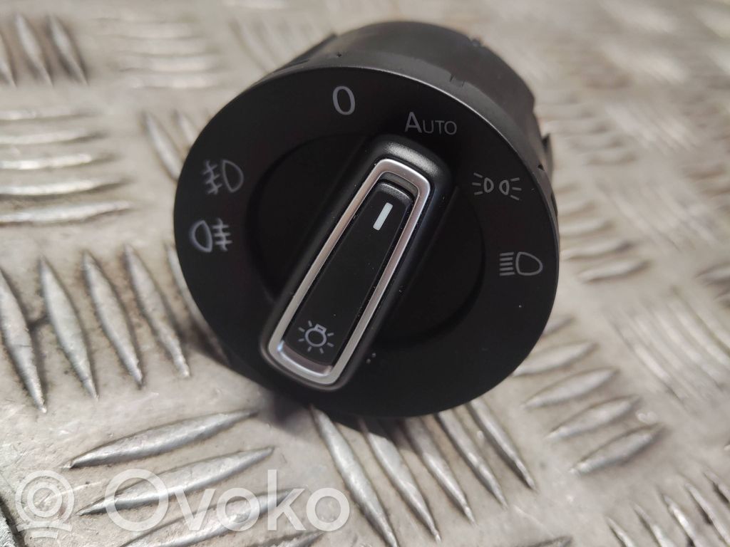 Volkswagen Golf VII Interruptor de luz 