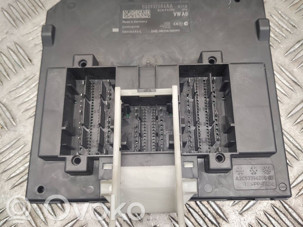 Module confort   5Q0937084AA,BCMPQ37H,5WK50693C