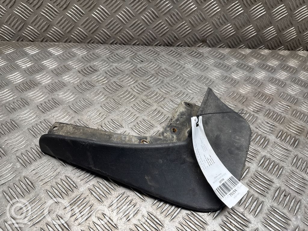 Guardabarro trasero   5G0075101