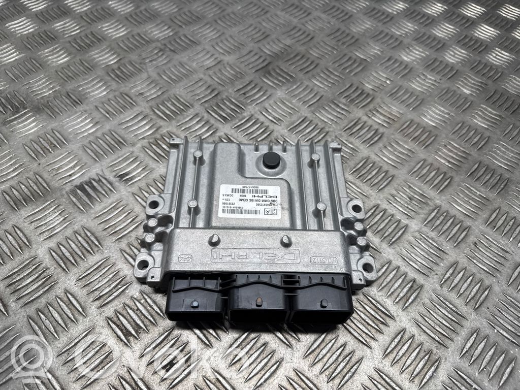 Unidad de control/módulo del motor   9666912580,28381996,9806127380