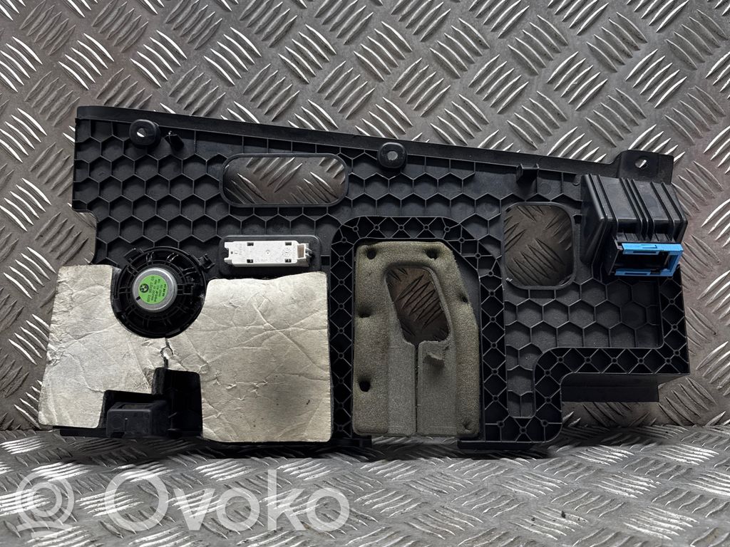 BMW X6 F16 Нижняя декоративная накладка панели приборов