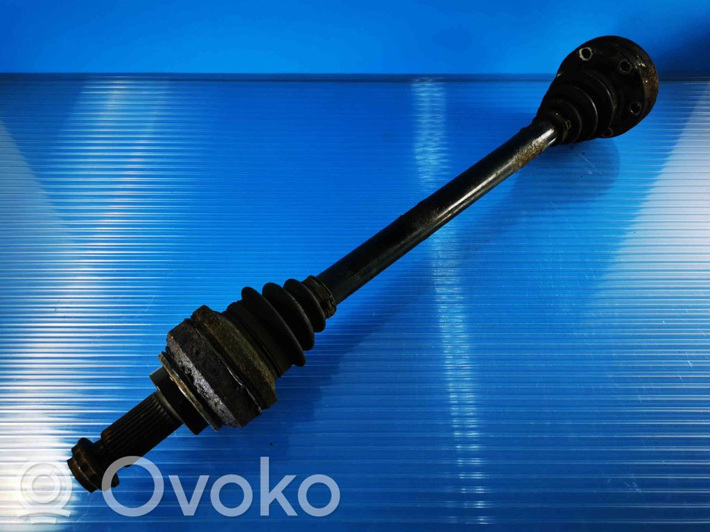 BMW 6 E63 E64 Aizmugurējā pusass 