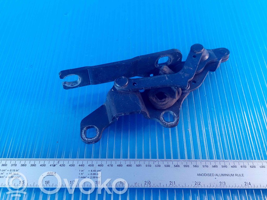 Engine bonnet/hood hinges   7115264,ES03