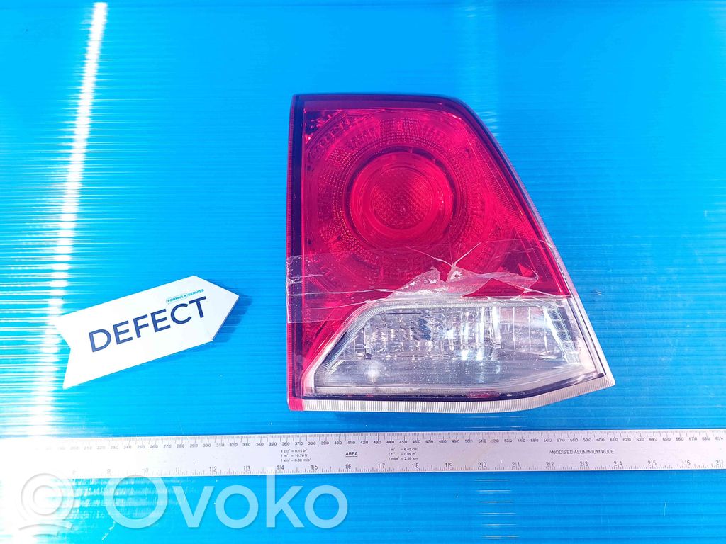Toyota Land Cruiser (J200) Lampă spate în capacul portbagajului 