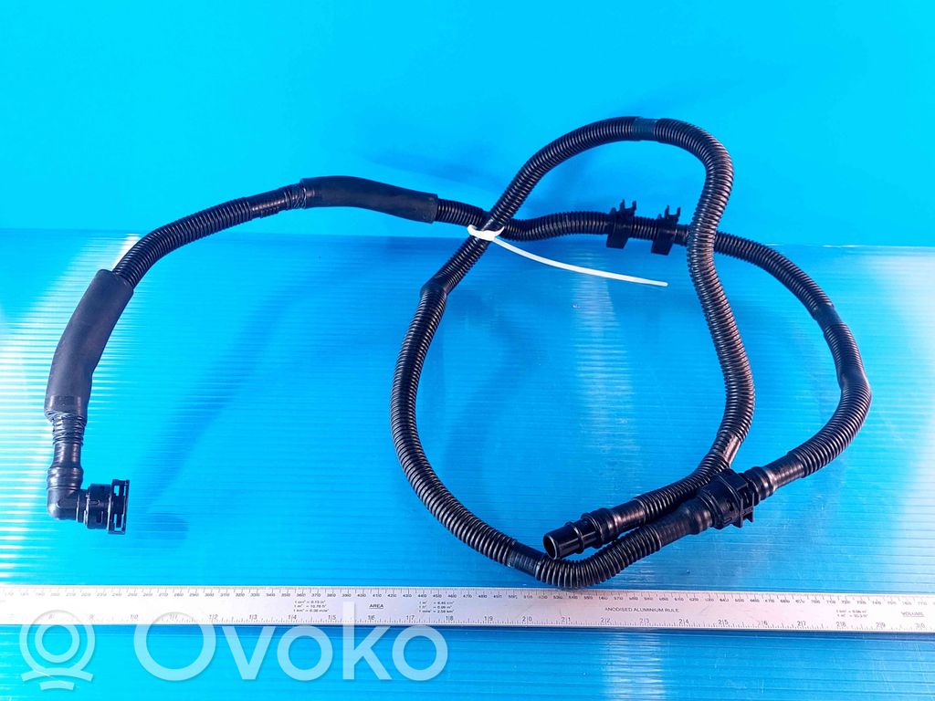 Toyota Sienna XL40 IV Brake vacuum hose/pipe 