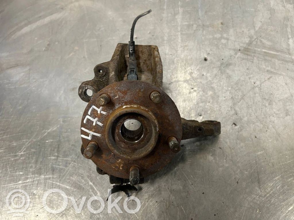 Front wheel hub spindle knuckle