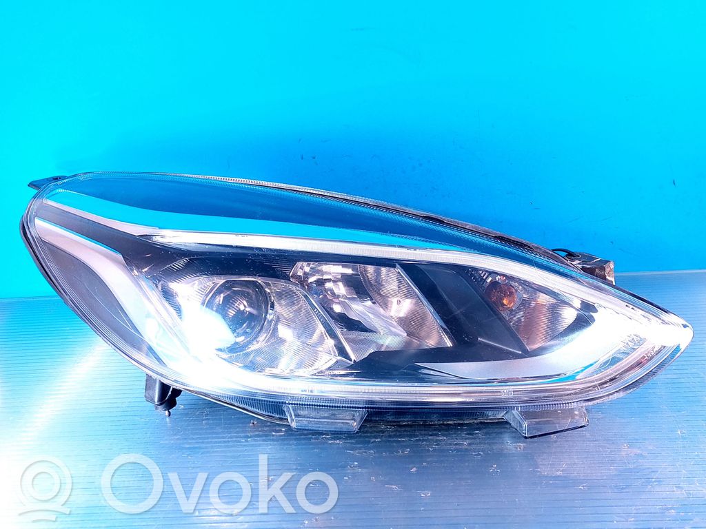 Ford Fiesta Headlight/headlamp 