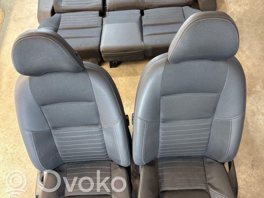 Seat set