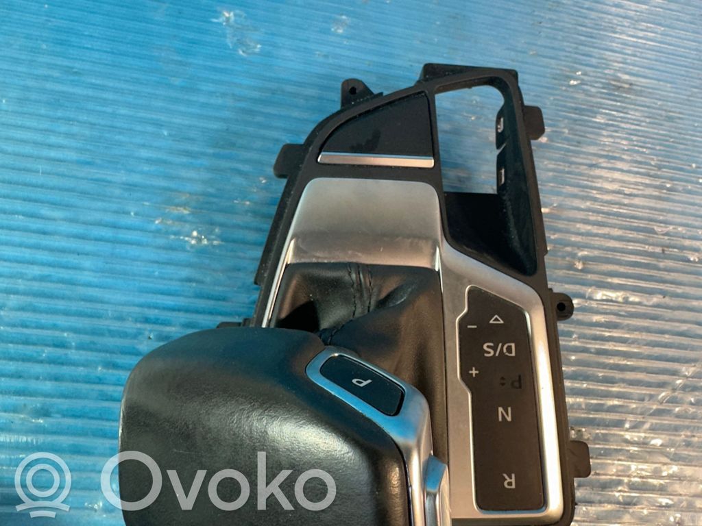Audi A4 S4 B9 Ramka drążka zmiany biegów 