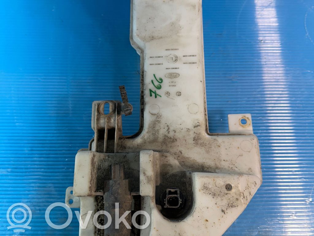 Langų skysčio bakelis   BK2113C087A,BK2113K185D,BK2113K185B,BK2113C087B