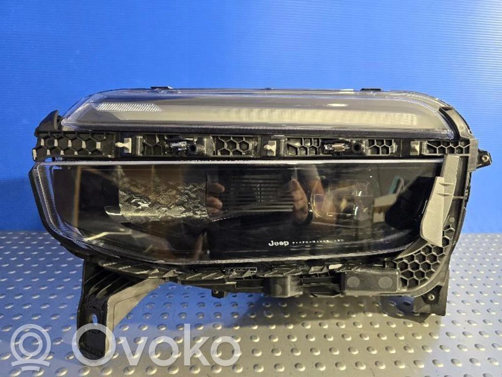 Jeep Avenger Scheinwerfer 