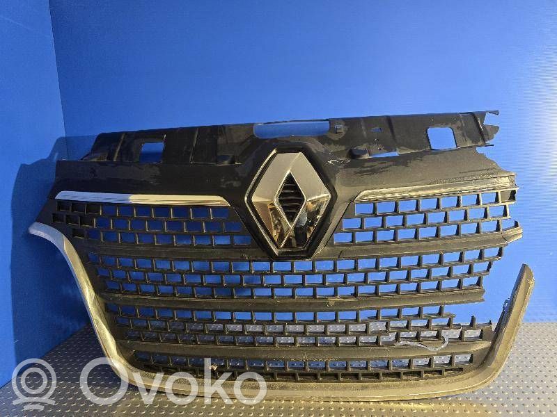 Renault Master III Etupuskurin ylempi jäähdytinsäleikkö 