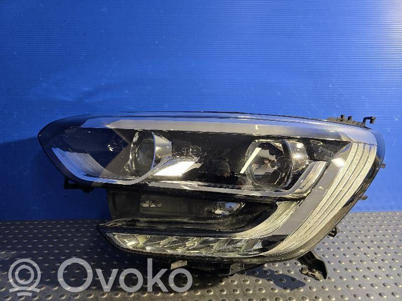 Renault Megane IV Scheinwerfer 
