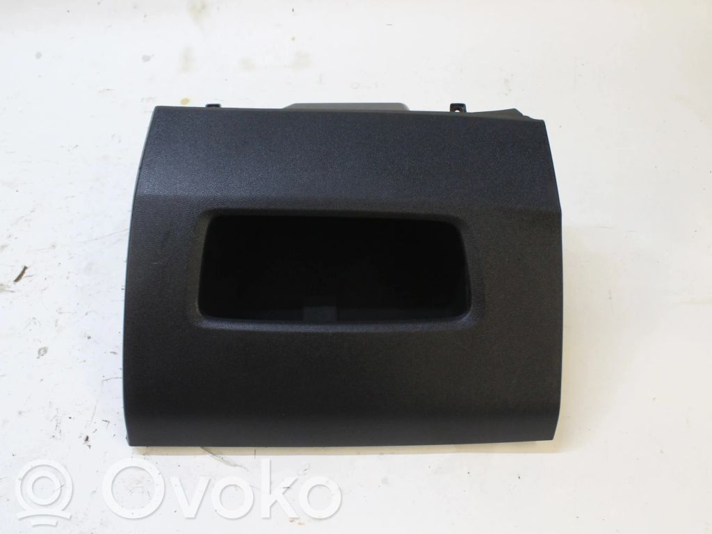 Renault Express Kita centrinė konsolės (tunelio) detalė 