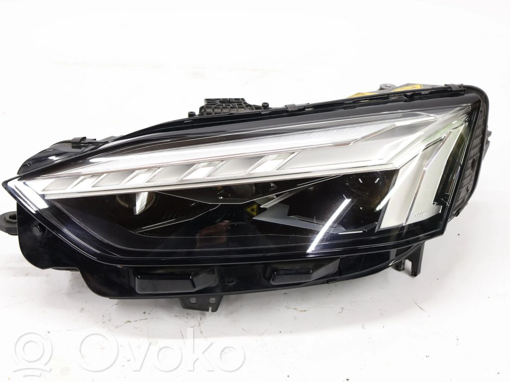 Headlight/headlamp   8W6941085