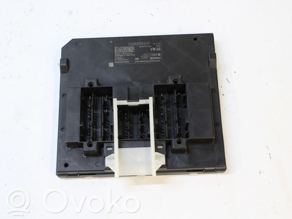 Other control units/modules   5Q0937084DP