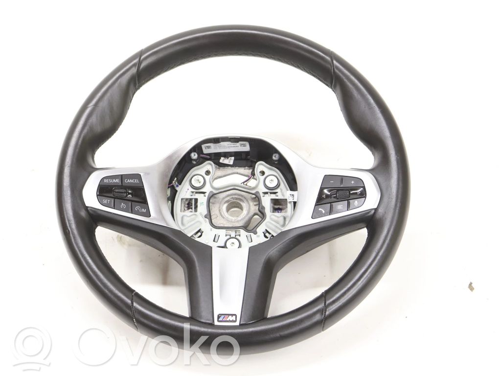 Steering wheel   62821002J