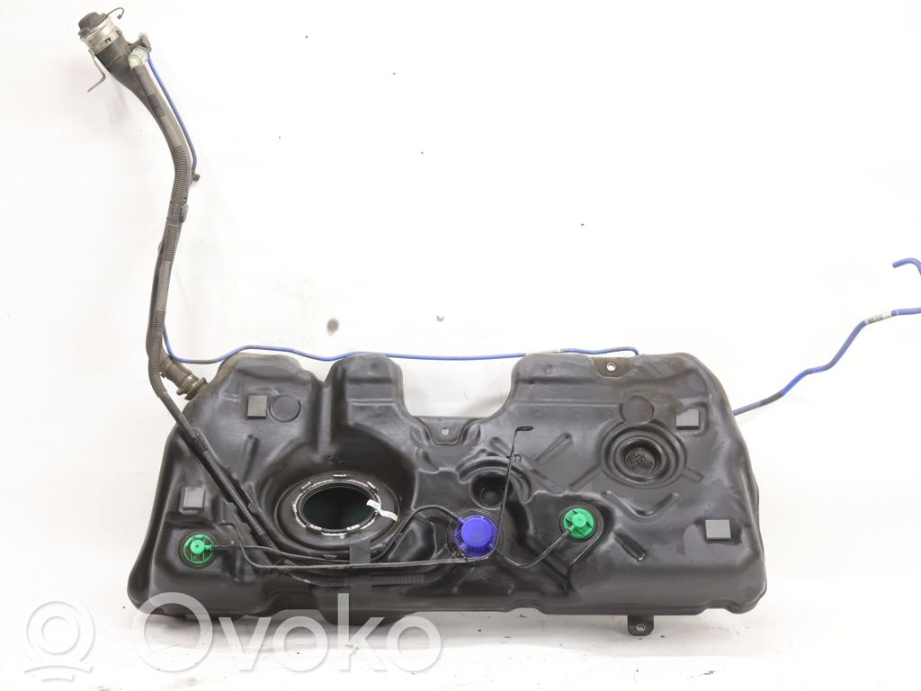 BMW 1 F40 Fuel tank 