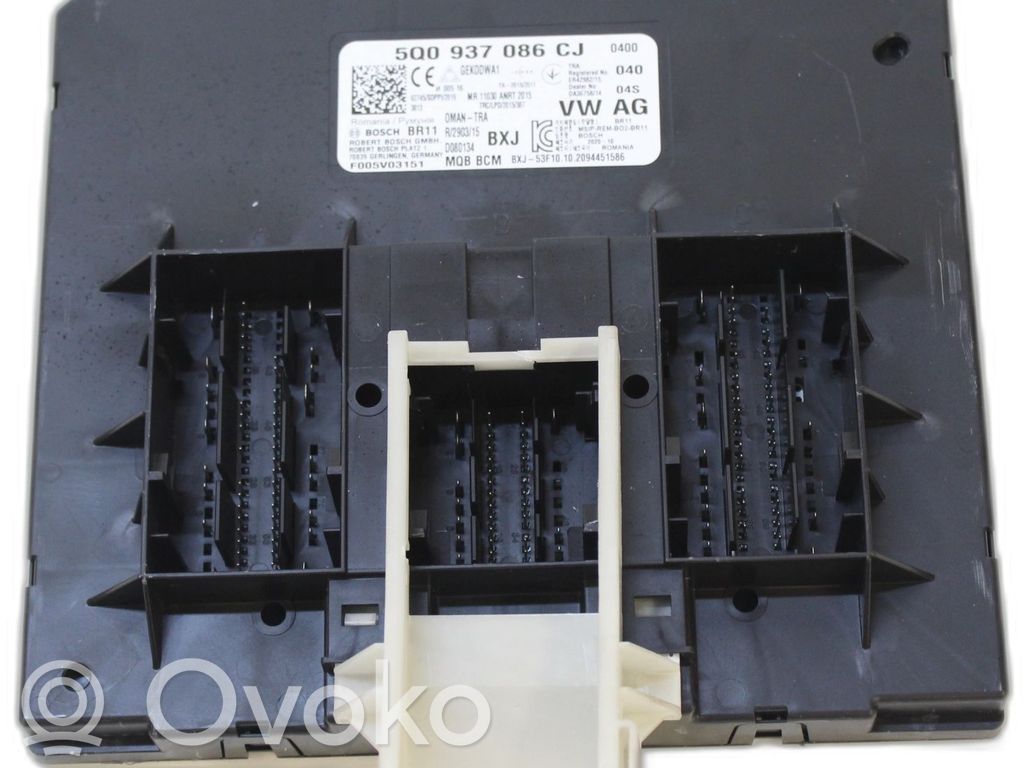 Autres unités de commande / modules   5Q0937086CJ