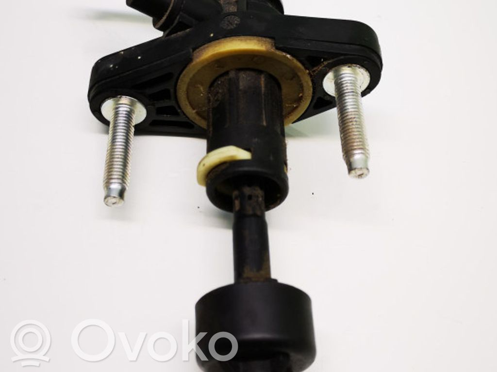 Toyota Yaris Clutch slave cylinder 