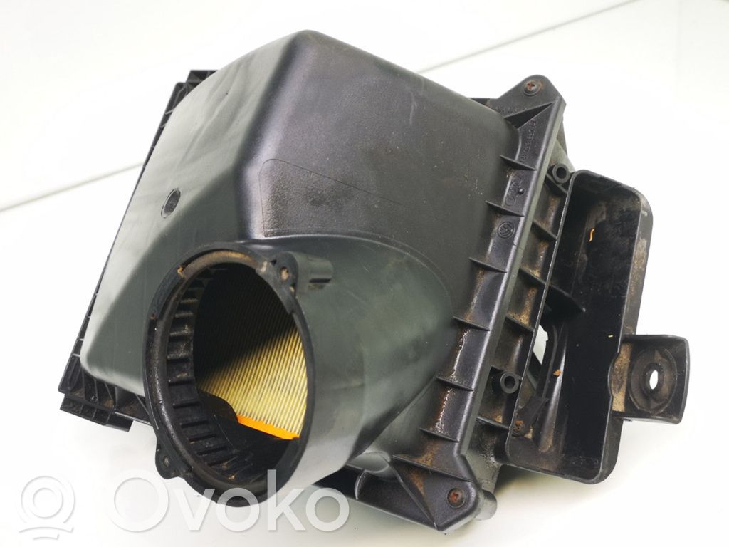 Audi A4 S4 B7 8E 8H Gaisa filtra kaste 