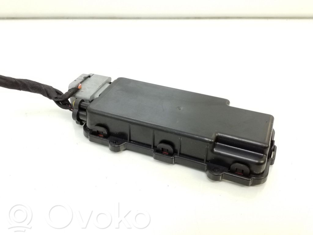 Mercedes-Benz ML W164 GPS navigation control unit/module 