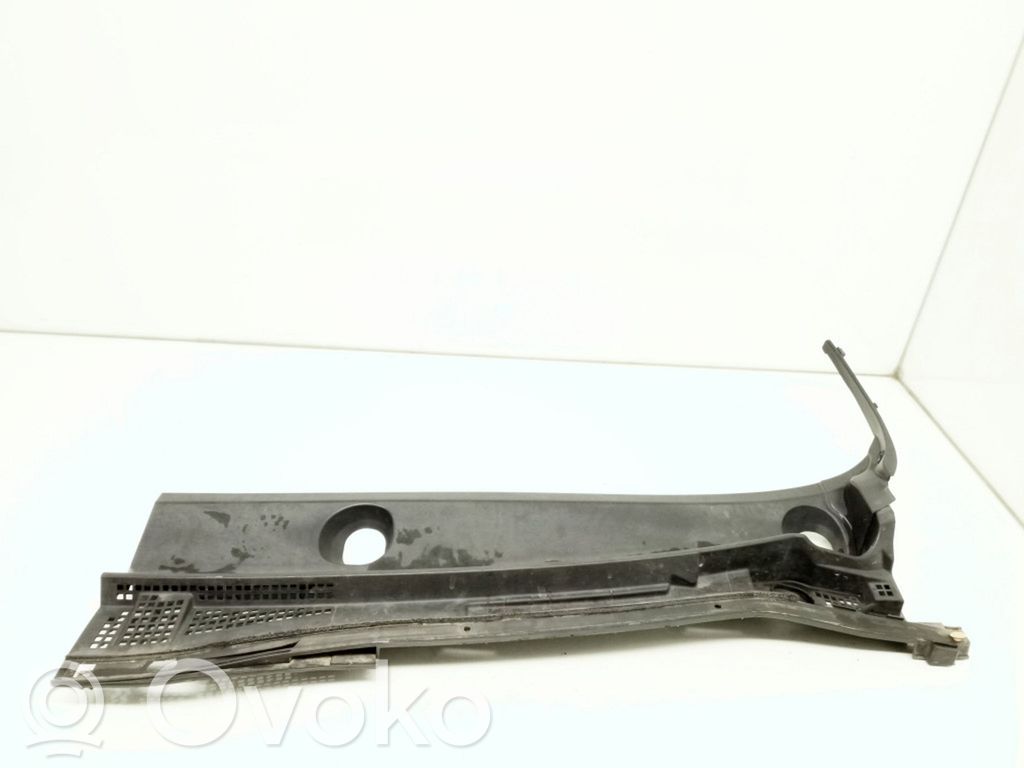 Mazda 5 Wiper trim 