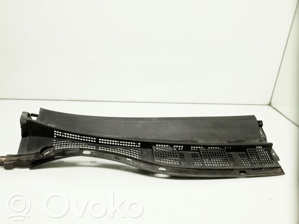 Mazda 5 Wiper trim 
