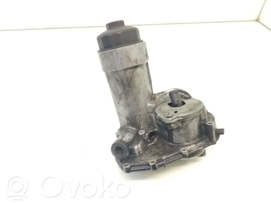 Audi A4 S4 B5 8D Oil filter mounting bracket 