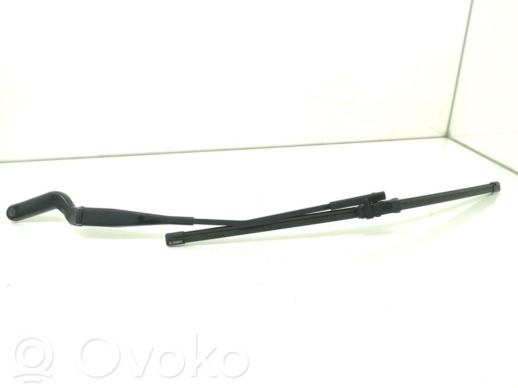 Ford Focus C-MAX Front wiper blade arm 