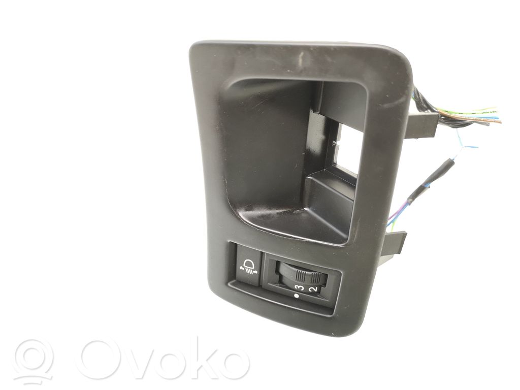 Peugeot 607 Headlight level height control switch 