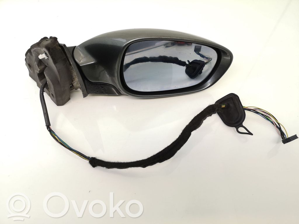 Peugeot 607 Front door electric wing mirror 