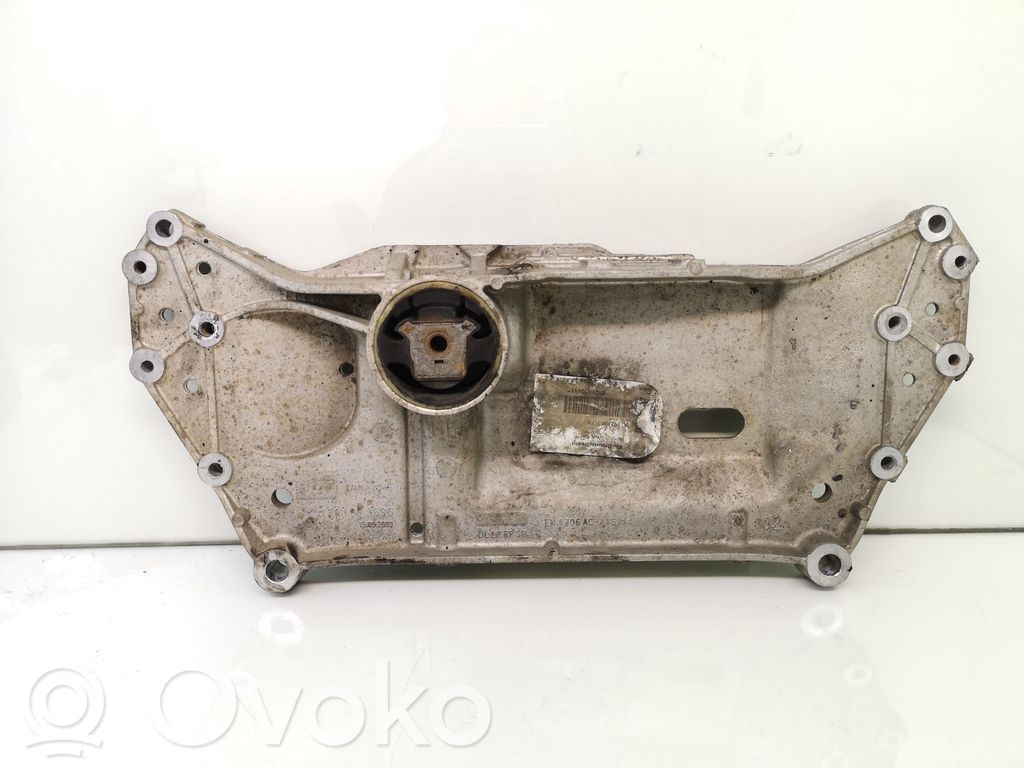 Volkswagen Touran I Bastidor delantero 