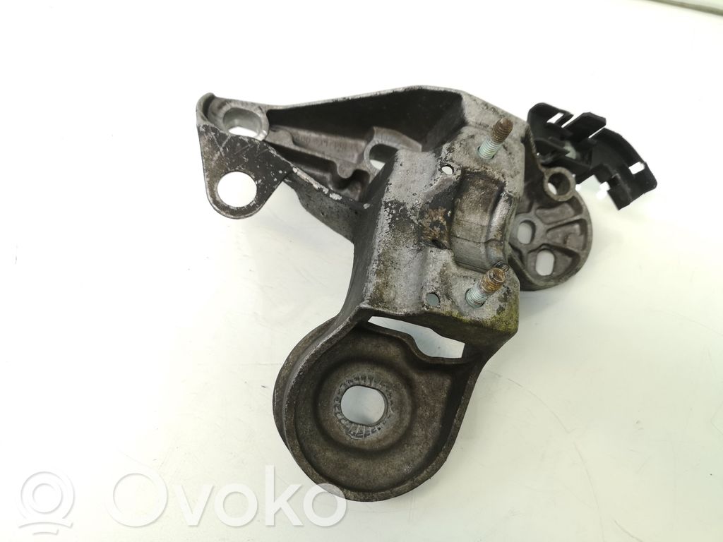 Audi A6 S6 C5 4B Engine mounting bracket 