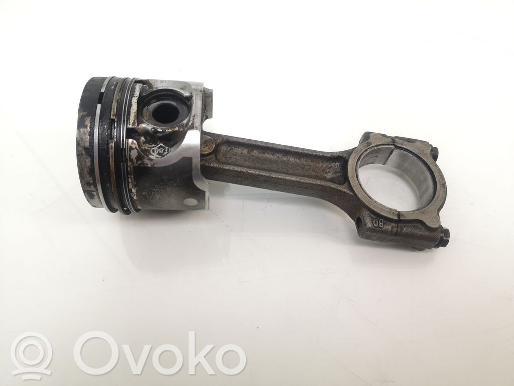 Renault Kangoo II Piston with connecting rod 