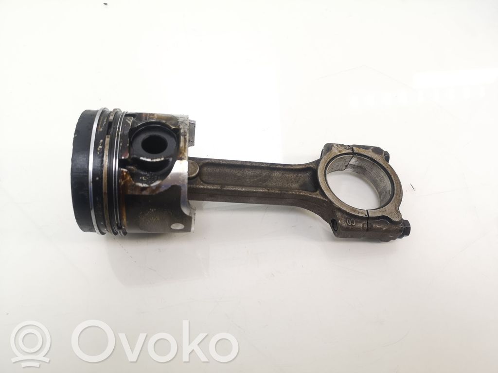 Renault Kangoo II Piston with connecting rod 