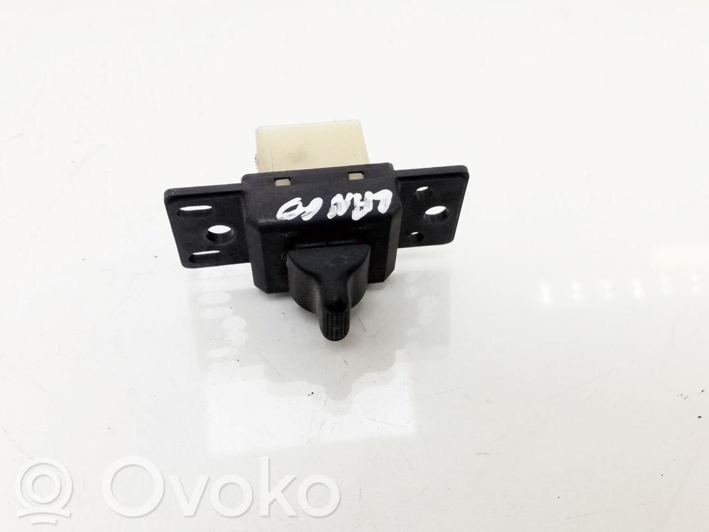 Electric window control switch   A003