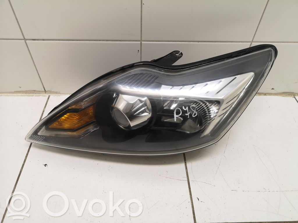 Ford Focus Headlight/headlamp 