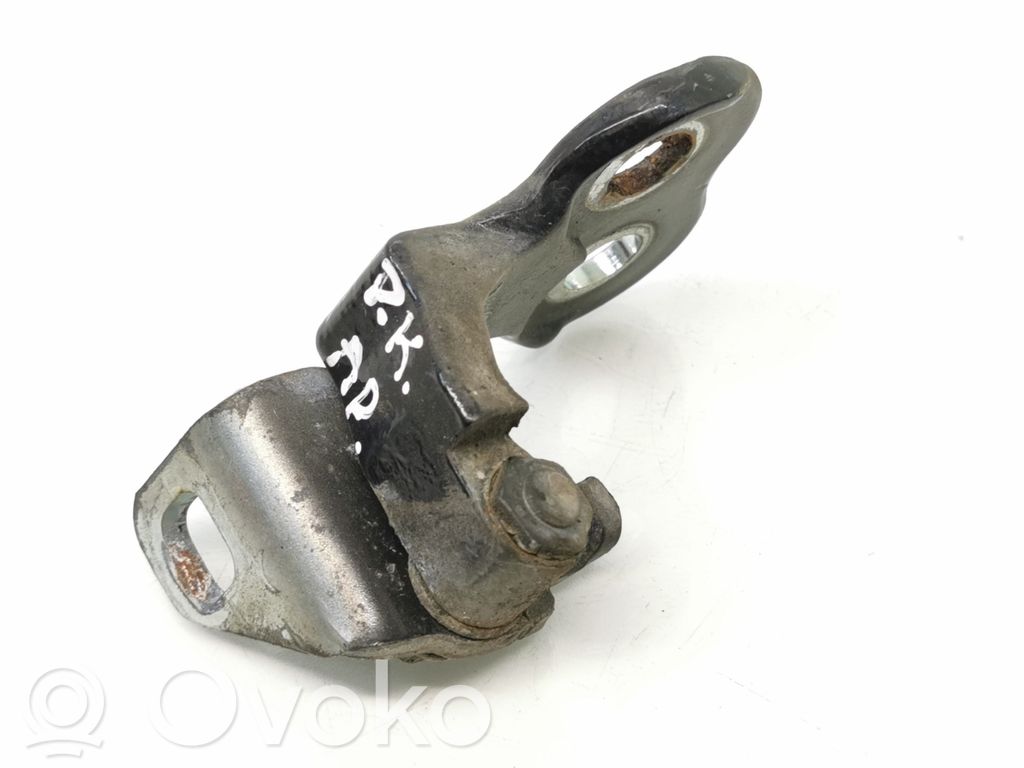 Front door lower hinge   AM51,13073HL