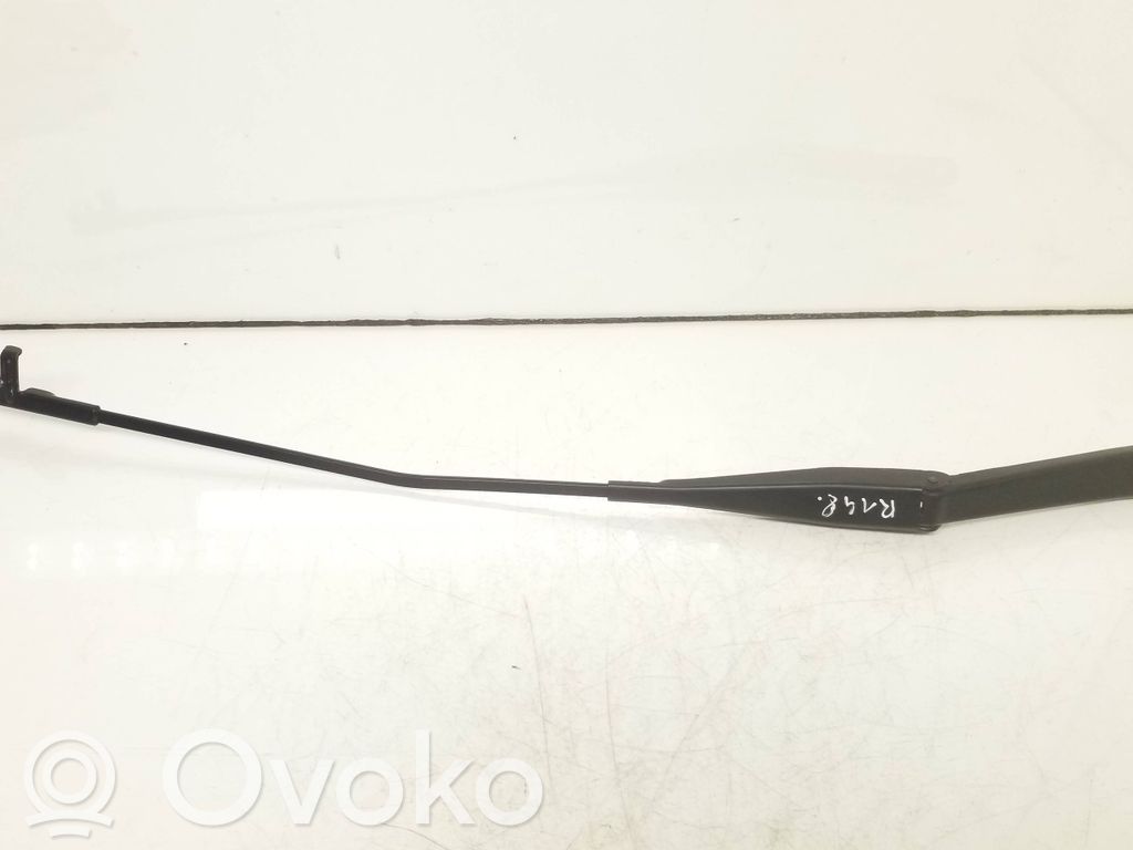 Ford Focus Front wiper blade arm 