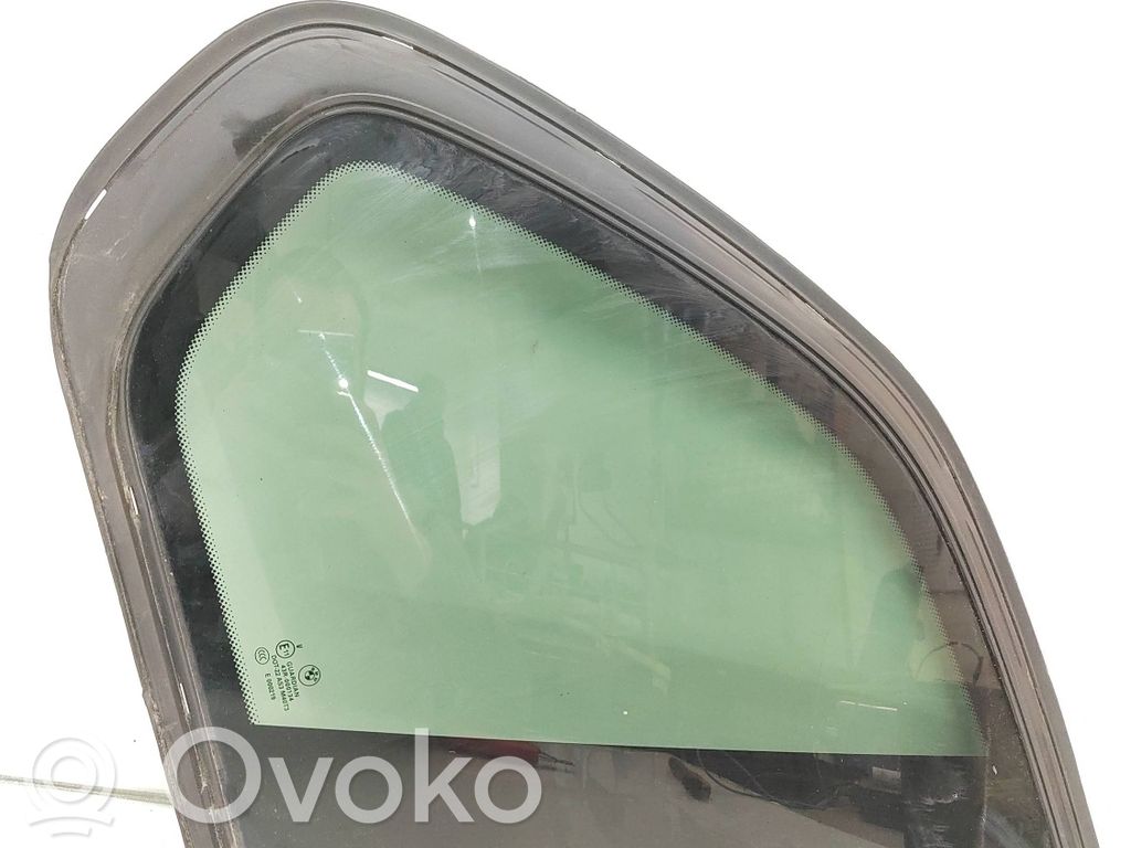 BMW X5 E70 Vidrio lateral trasero 